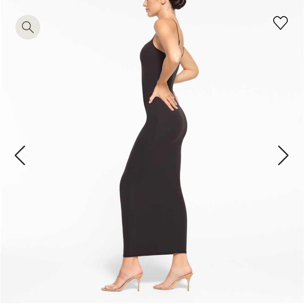 SKIMS FITS EVERYBODY
LONG SLIP DRESS - Picture 2 of 9